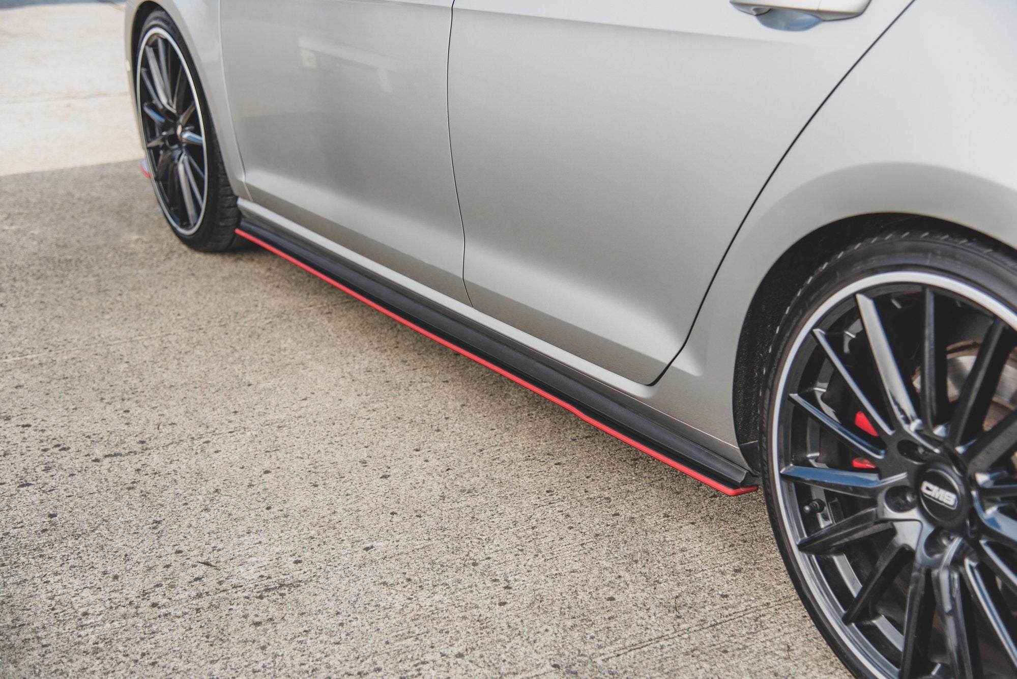 Maxton Design Racing Seitenschweller Ansatz VW Golf 7 GTI für Volkswagen Golf Mk7