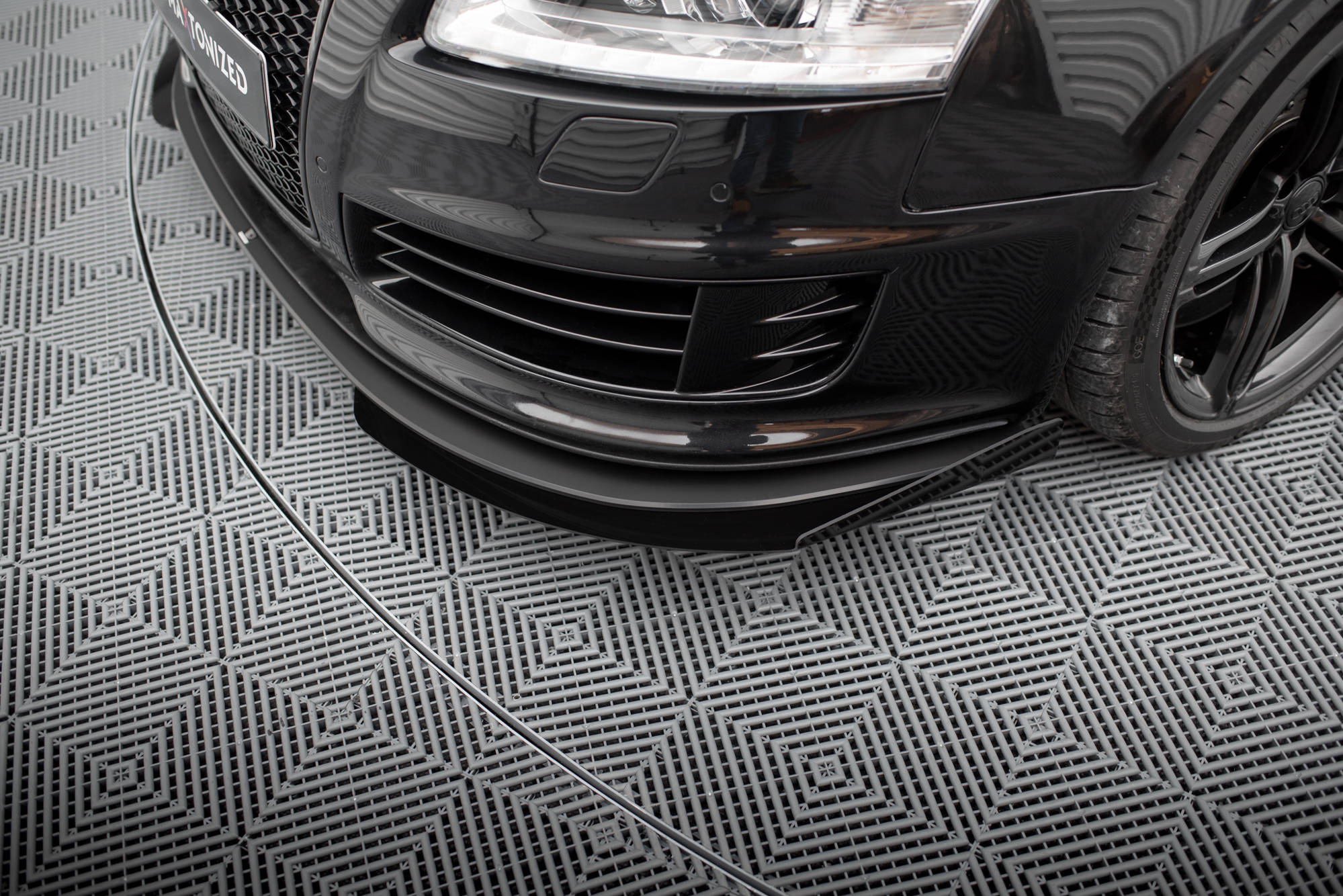 Maxton Design Front Stoßstange Flaps passend für Audi RS6 Avant C6 schwarz Hochglanz