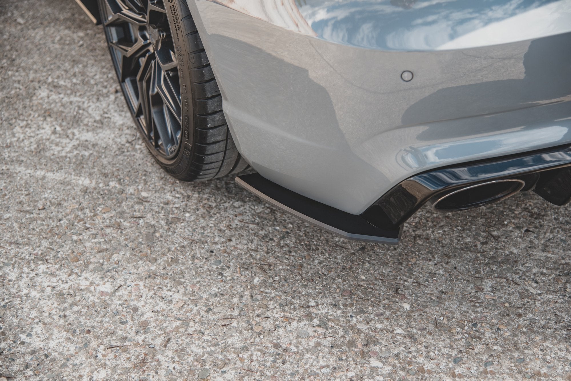 Maxton Design Street Pro Heck Ansatz Flaps Diffusor passend für Audi RS3 8V Sportback