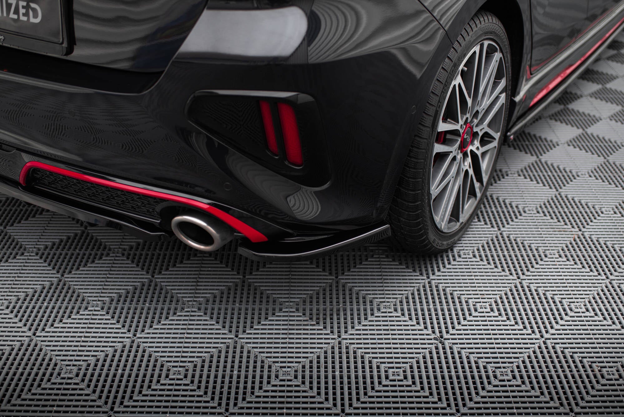 Maxton Design Heck Ansatz Flaps Diffusor passend für Kia Ceed GT Mk3 Facelift schwarz Hochglanz