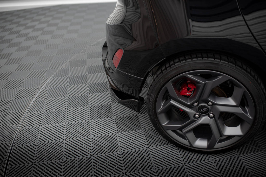 Maxton Design Heck Ansatz Flaps Diffusor V.2 passend für Ford FIesta Mk8 ST schwarz Hochglanz