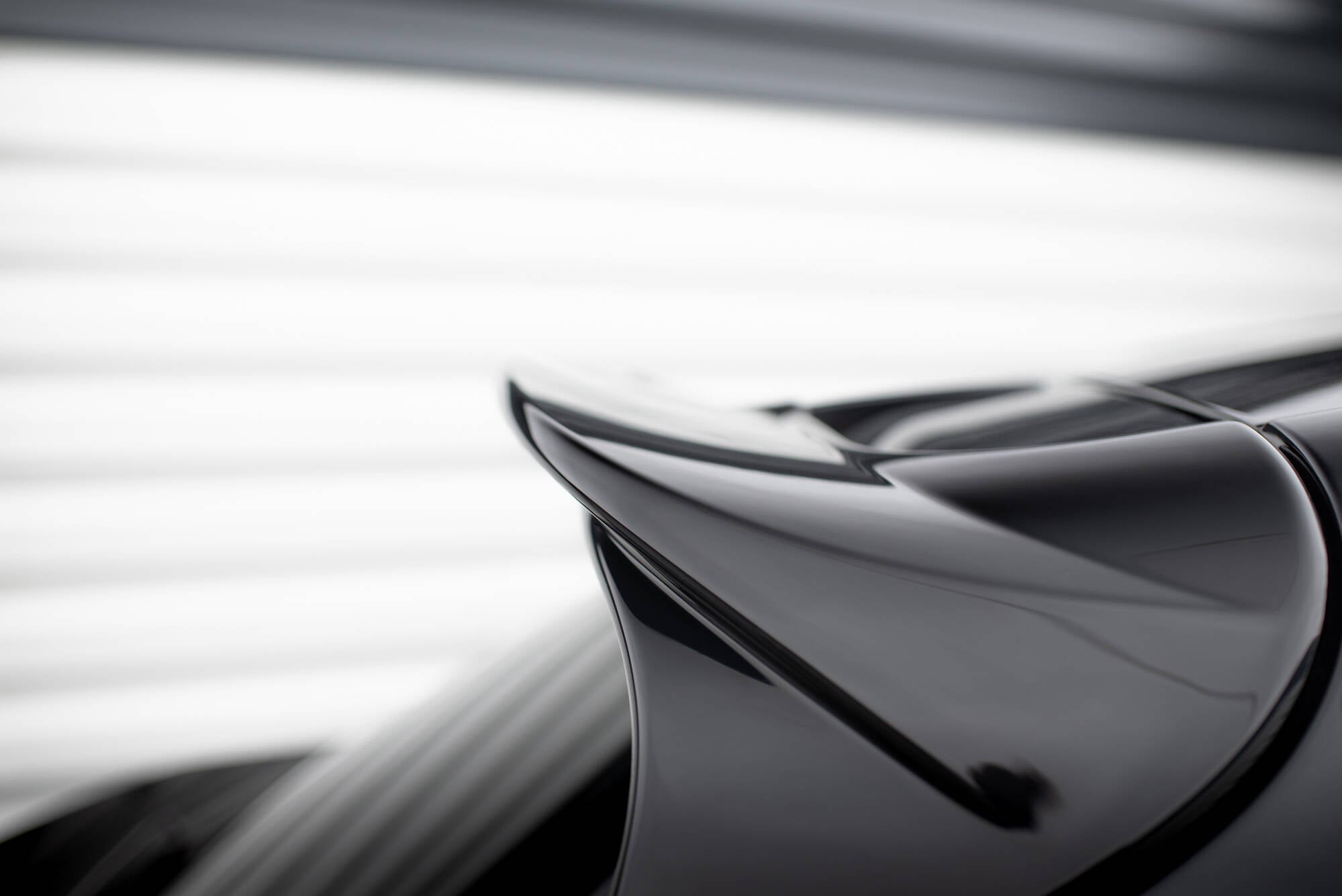 Maxton Design Höher Spoiler CAP 3D passend für Porsche Macan GTS Mk1 Facelift 2 schwarz Hochglanz