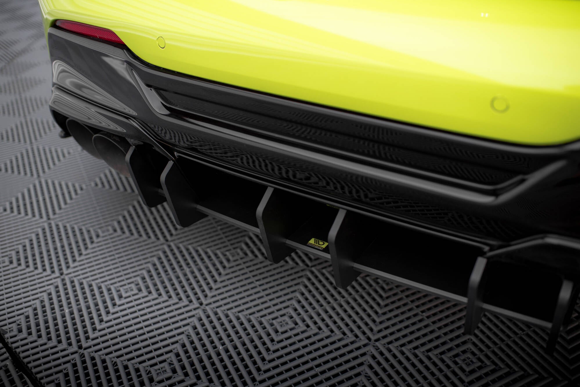 Maxton Design Street Pro Heckschürze V.4 passend für BMW 1er M-Paket / M135i / 128ti F40