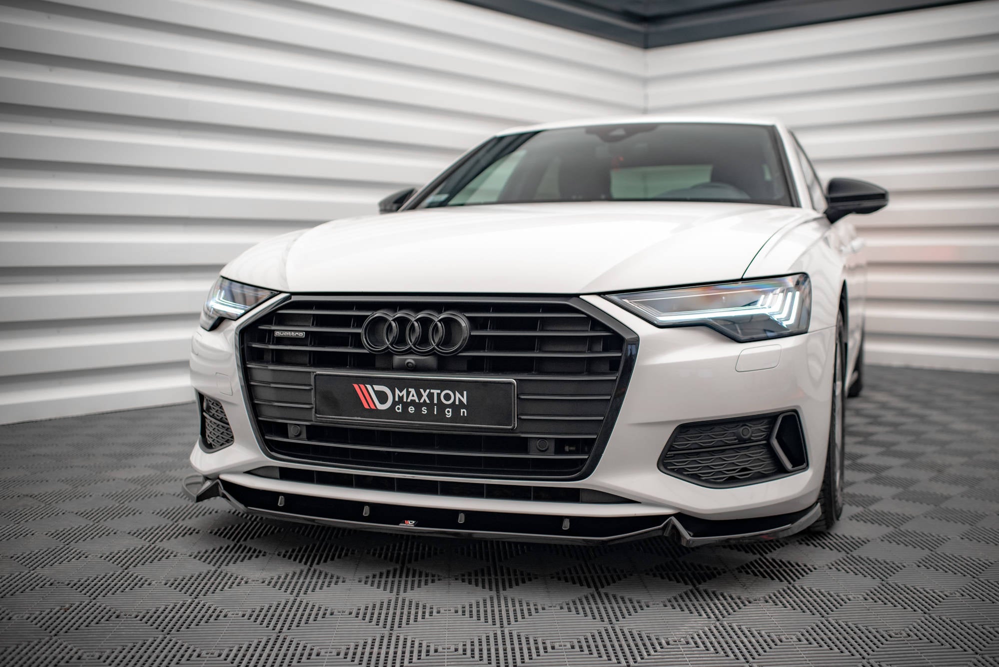 Maxton Design Street+ Spoilerlippe Front Ansatz V.2 passend für Audi A6 C8 schwarz Hochglanz