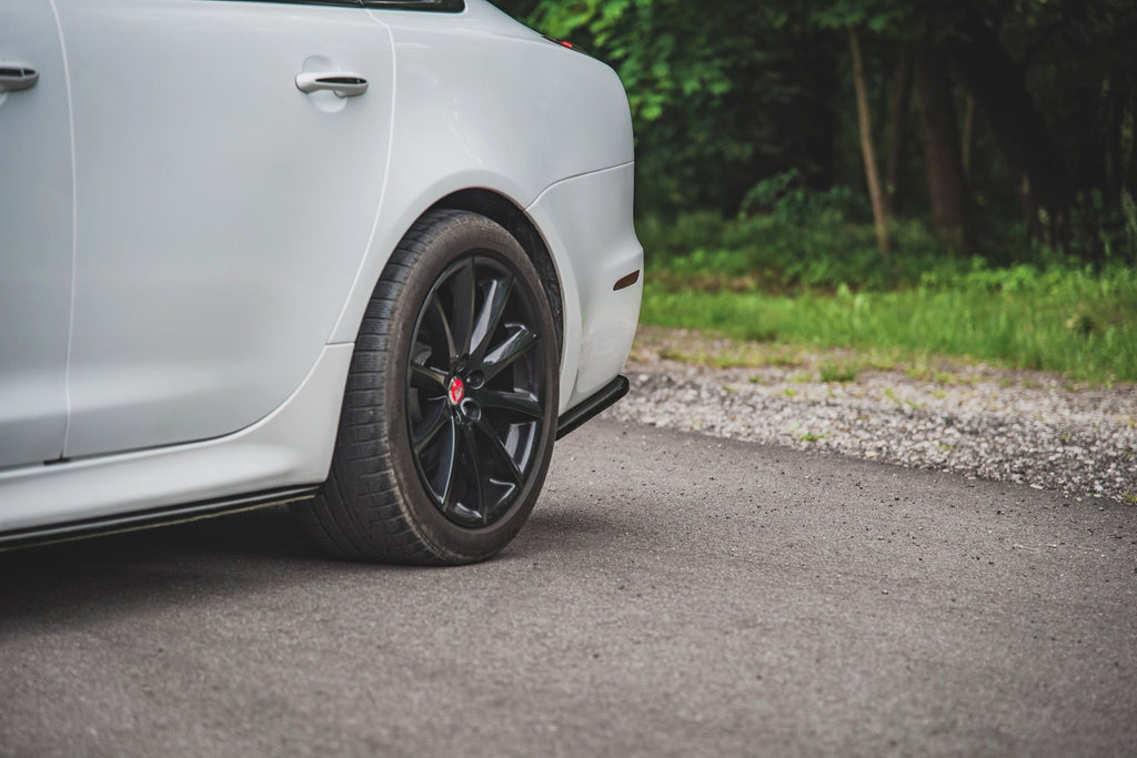 Maxton Design Heck Ansatz Flaps Diffusor passend für Jaguar XJ R-Sport X351 Facelift schwarz Hochglanz