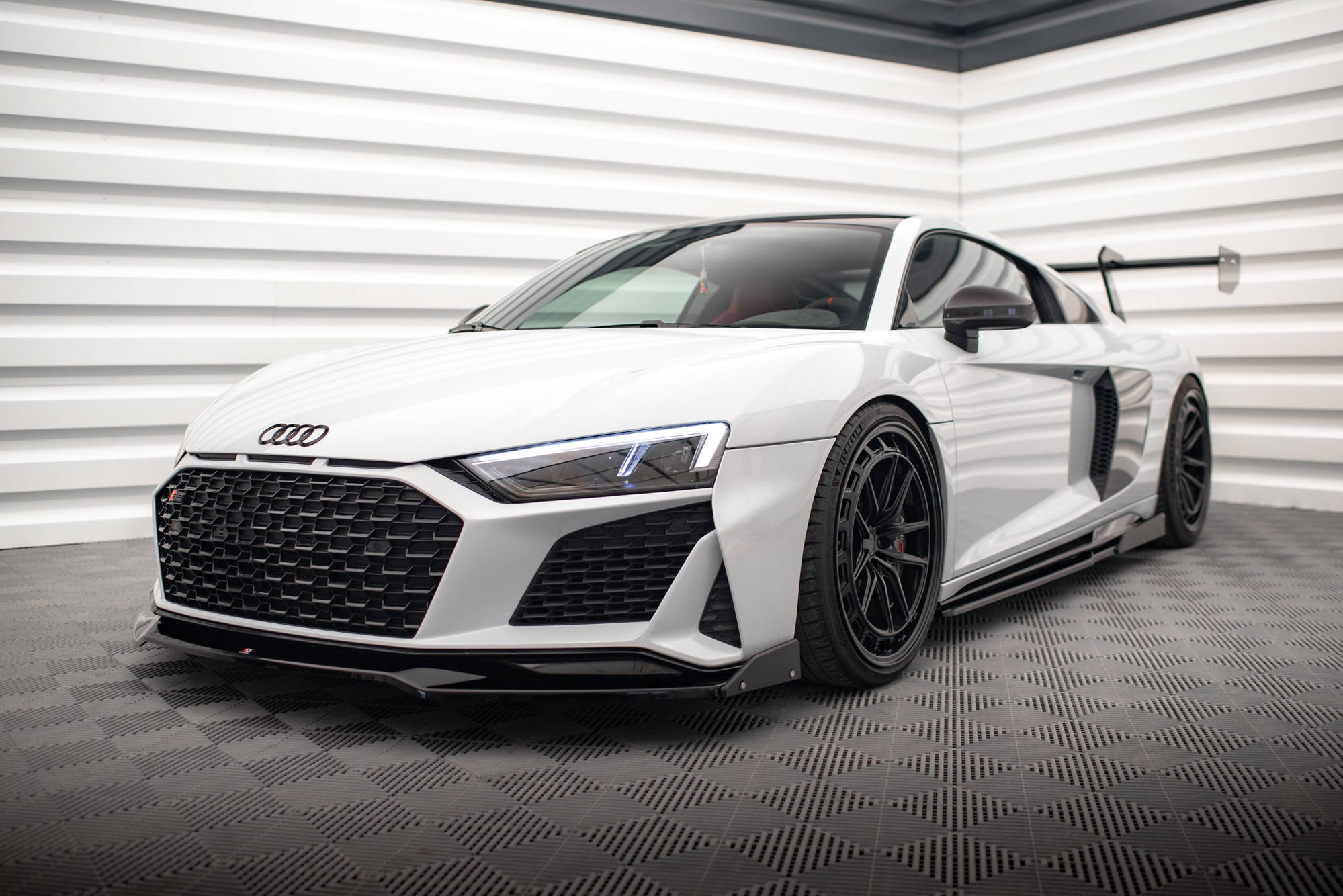 Maxton Design Street+ Spoilerlippe Front Ansatz V.3 + Flaps passend für Audi R8 Mk2 Facelift