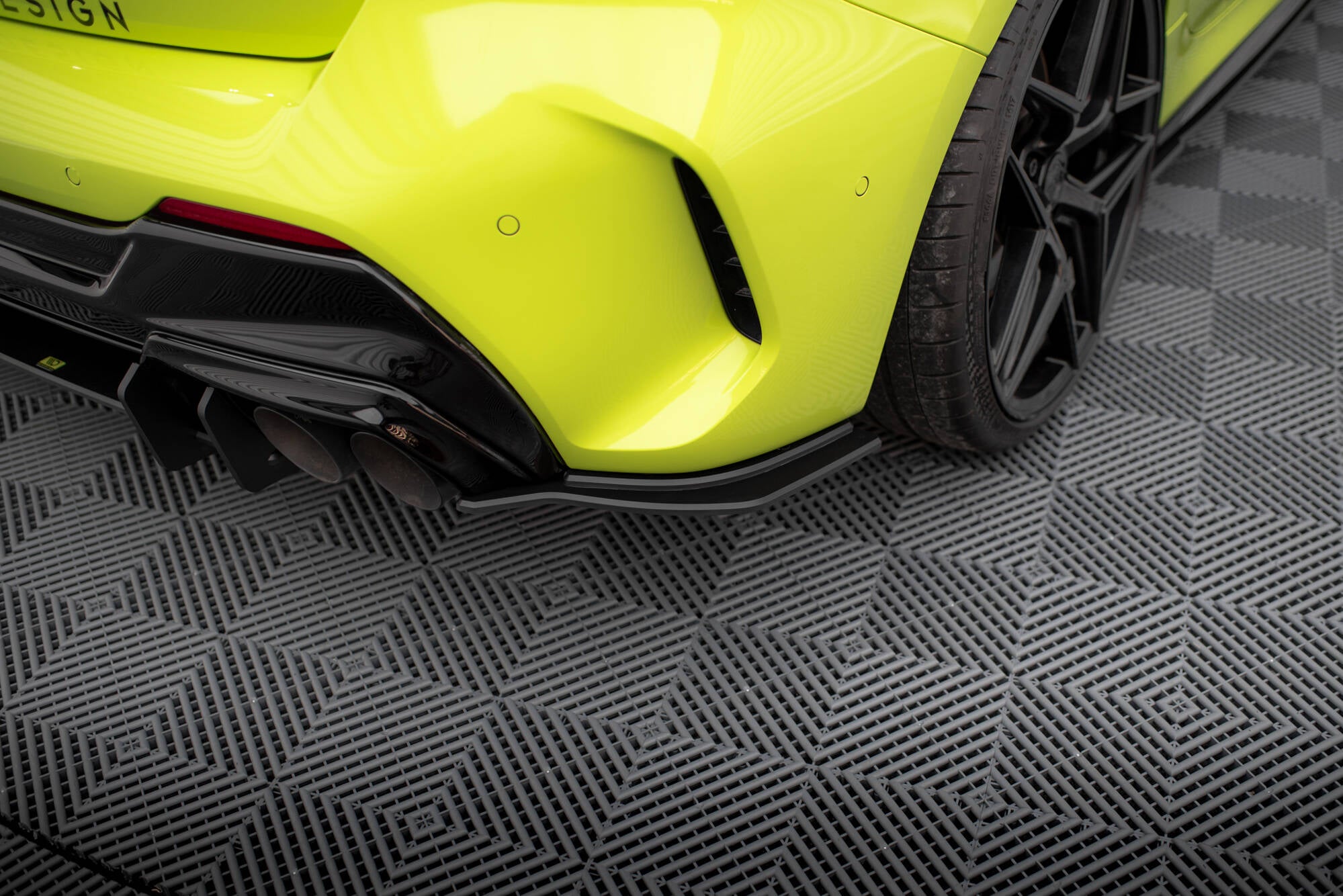 Maxton Design Street Pro Heck Ansatz Flaps Diffusor V.2 passend für BMW 1er F40 M-Paket / M135i