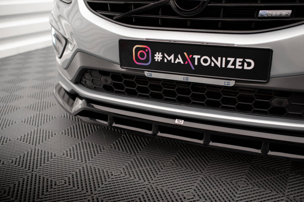 Maxton Design Street+ Spoilerlippe Front Ansatz passend für Volvo XC60 R-Design Mk1 Facelift schwarz Hochglanz