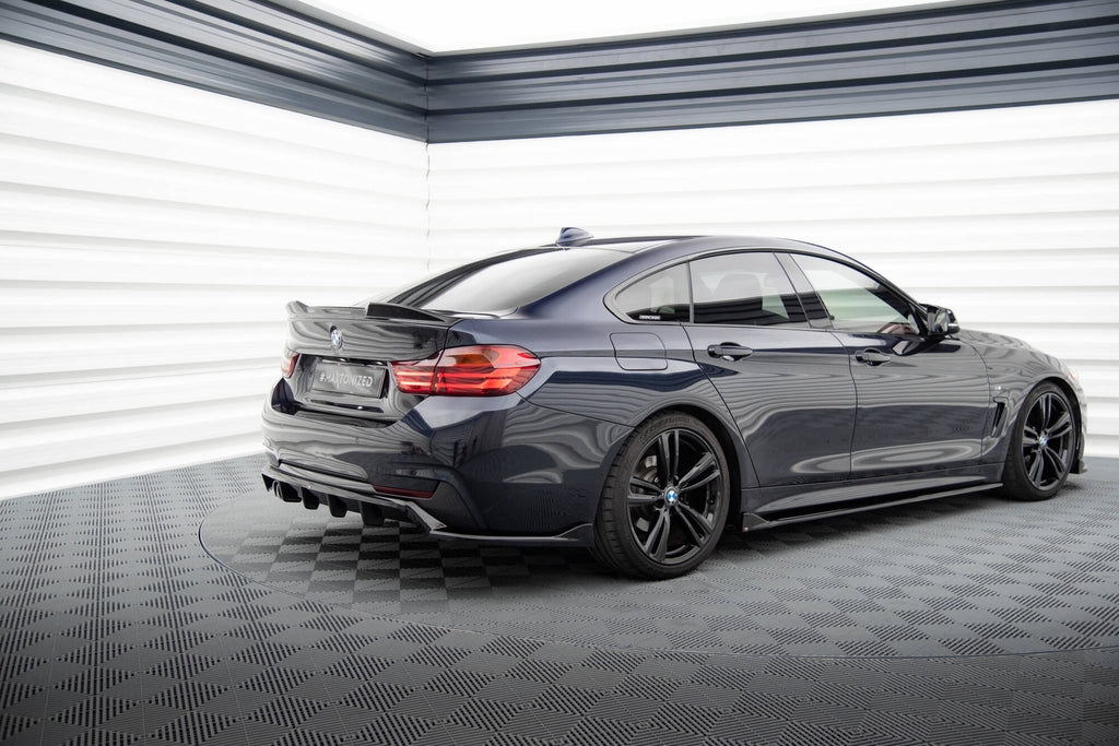 Maxton Design Street+ Mittlerer Diffusor RACE passend für BMW 4er Coupe / Gran Coupe / Cabrio M-Paket F32 / F36 / F33 schwarz Hochglanz