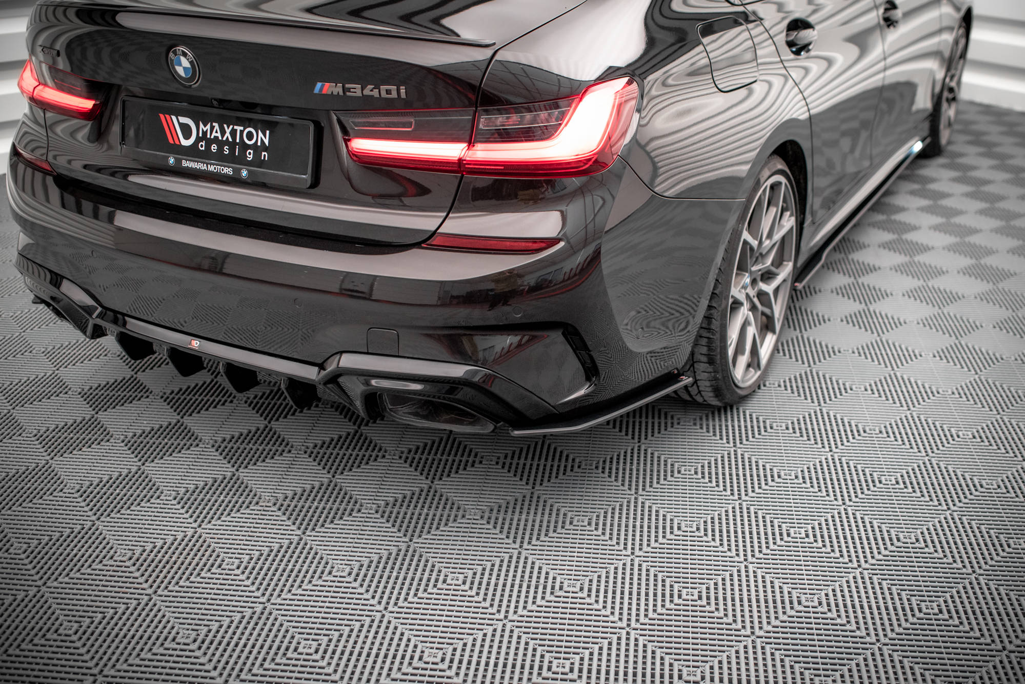 Maxton Design Street Pro Heck Ansatz Flaps Diffusor V.2 passend für BMW M340i / M-Paket G20 / G21