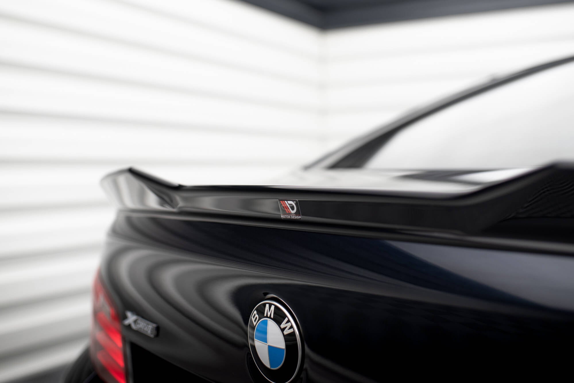 Maxton Design Spoiler CAP 3D passend für BMW 5er M-Paket F10 schwarz Hochglanz