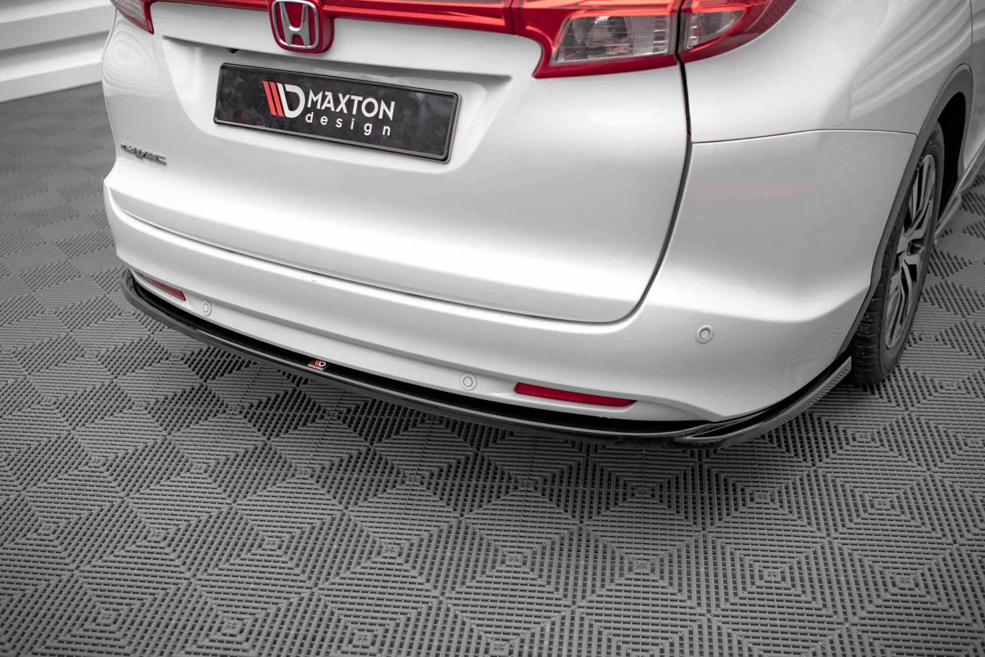 Maxton Design Heckansatz Honda Civic Tourer Mk9 schwarz Hochglanz für Honda Civic Mk9