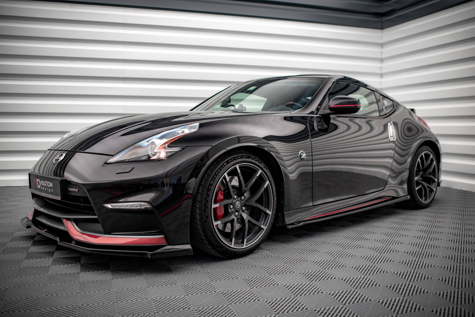 Maxton Design Street+ Seitenschweller Leisten passend für V.1 passend für Nissan 370Z Nismo Facelift schwarz Hochglanz