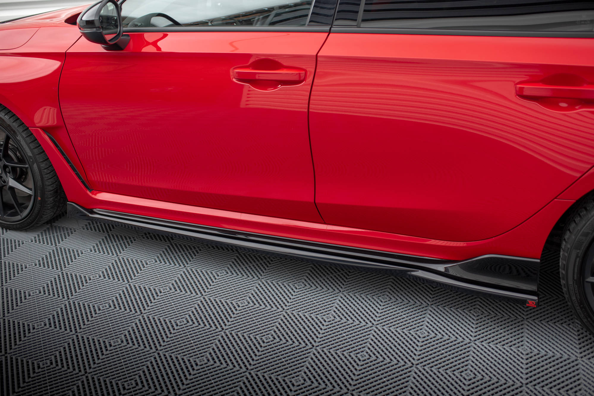 Maxton Design Street+ Seitenschweller Leisten V.2 passend für Honda Civic Type-R Mk 11 schwarz Hochglanz