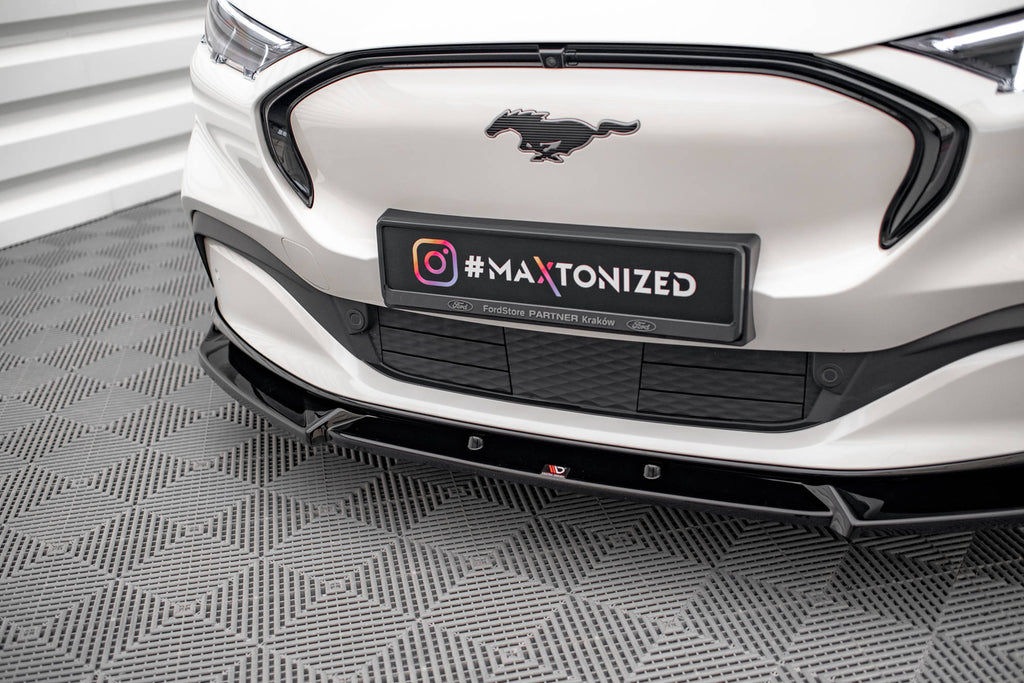 Maxton Design Street+ Spoilerlippe Front Ansatz V.1 passend für Ford Mustang Mach-E Mk1 schwarz Hochglanz