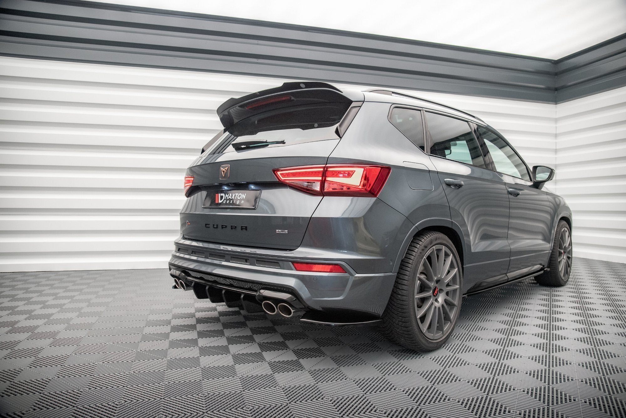 Maxton Design Spoiler CAP passend für Cupra Ateca Mk1 / Mk1 Facelift schwarz Hochglanz