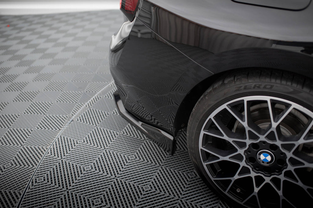 Maxton Design Heck Ansatz Flaps Diffusor V.2 passend für BMW 2 Coupe G42 schwarz Hochglanz