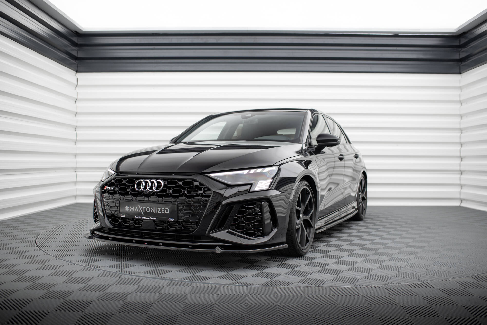 Maxton Design Street+ Spoilerlippe Front Ansatz V.1 passend für Audi RS3 Sportback 8Y schwarz Hochglanz
