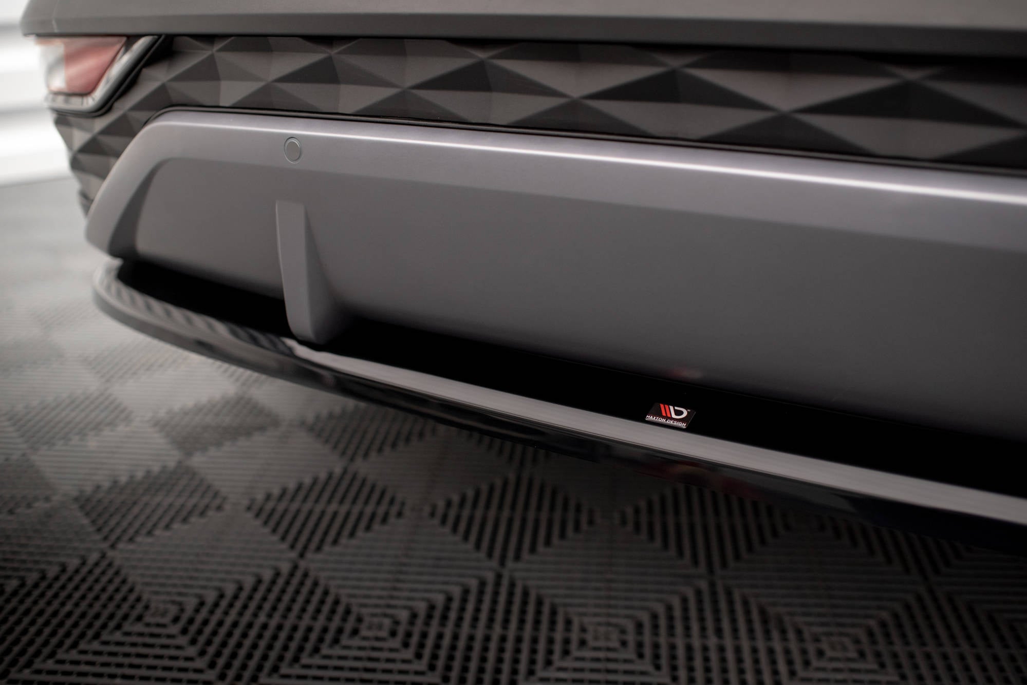 Maxton Design Heck Ansatz Flaps Diffusor passend für Hyundai Tucson Mk4 schwarz Hochglanz