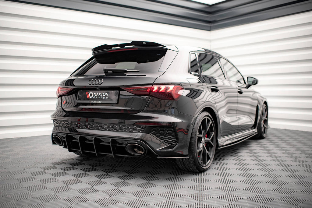 Maxton Design Street Pro Heckschürze passend für Audi RS3 Sportback 8Y