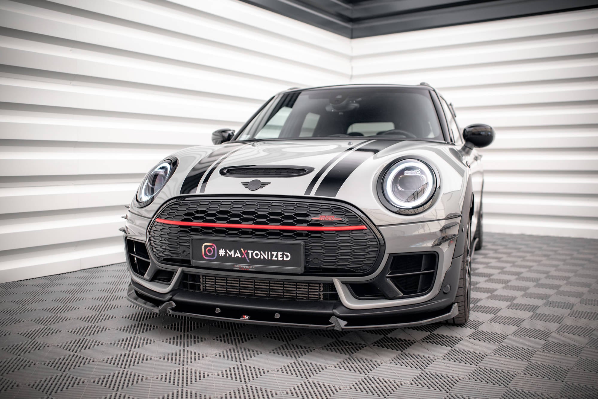 Maxton Design Street+ Spoilerlippe Front Ansatz V.4 passend für Mini Cooper Clubman John Cooper Works F54 Facelift schwarz Hochglanz