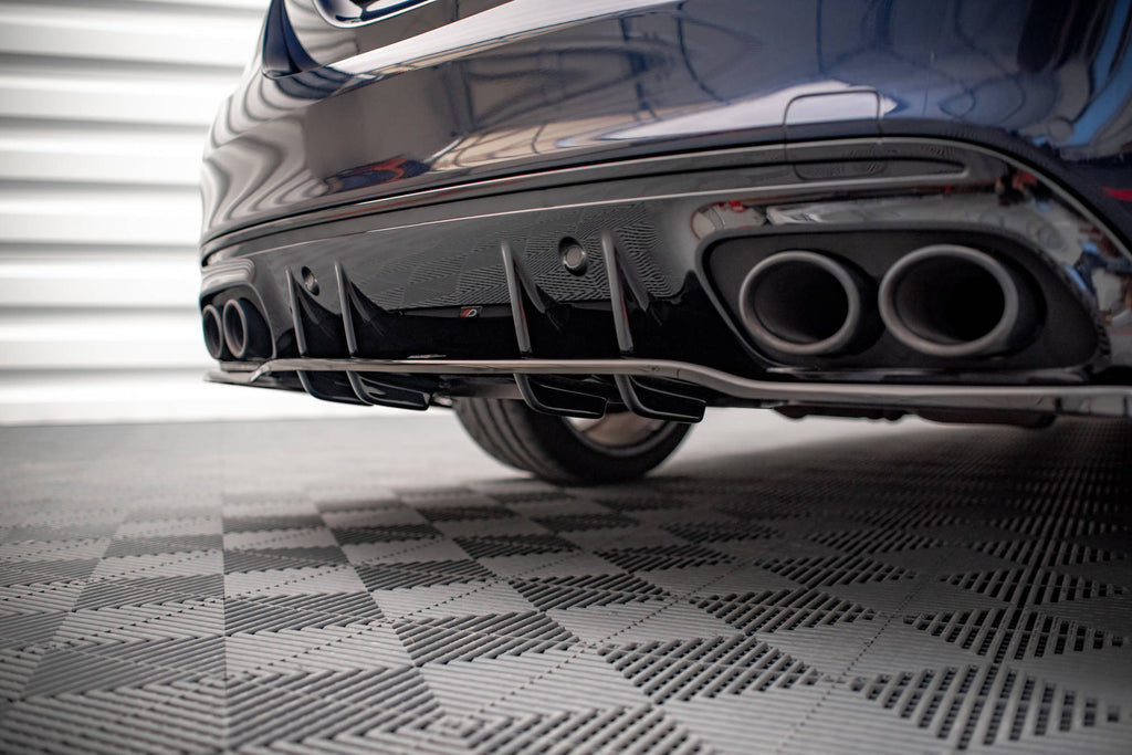 Maxton Design Street+ Mittlerer Diffusor RACE passend für Mercedes-AMG C 43 Limousine W205 Facelift schwarz Hochglanz