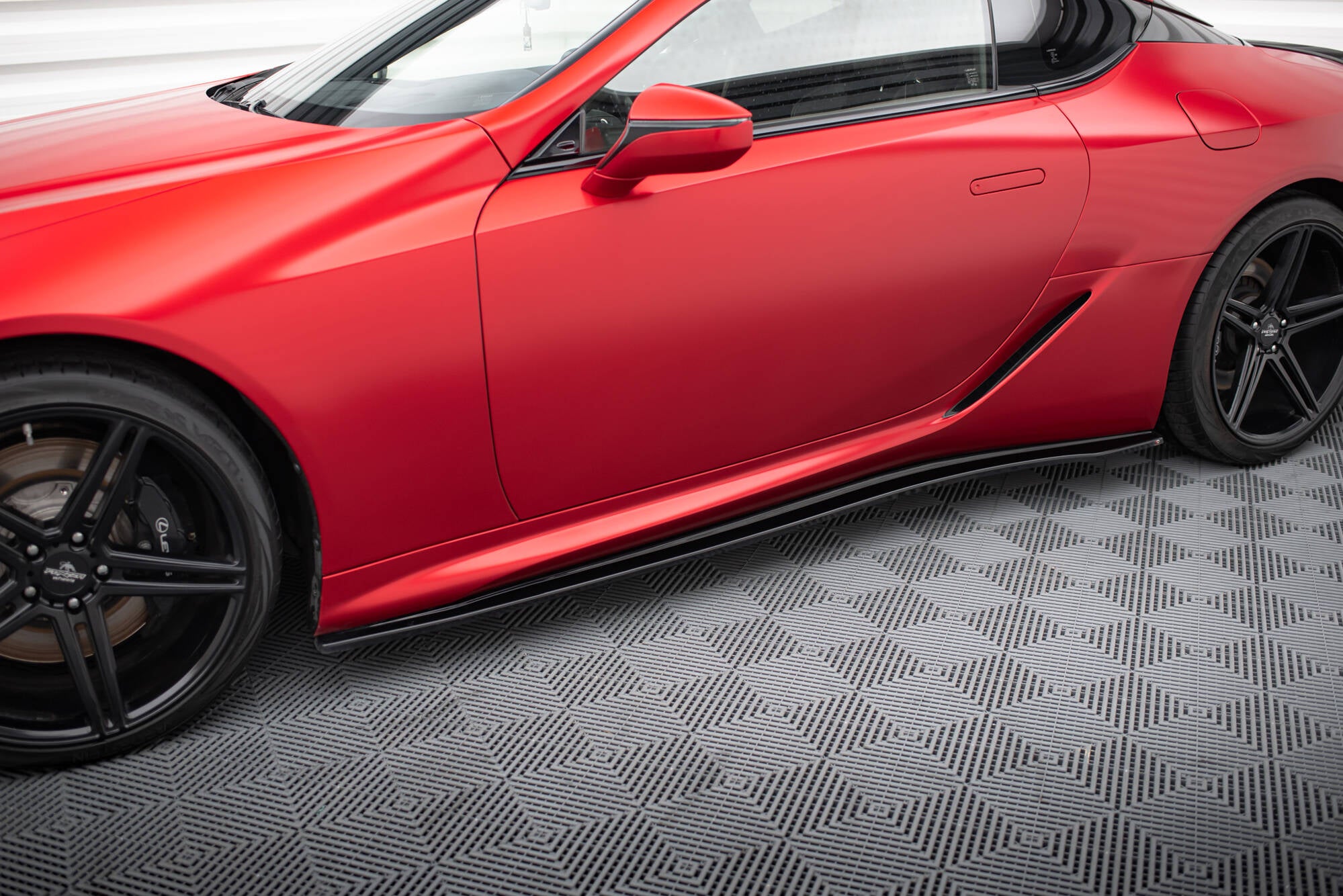 Maxton Design Street+ Seitenschweller Leisten passend für Lexus LC 500 schwarz Hochglanz