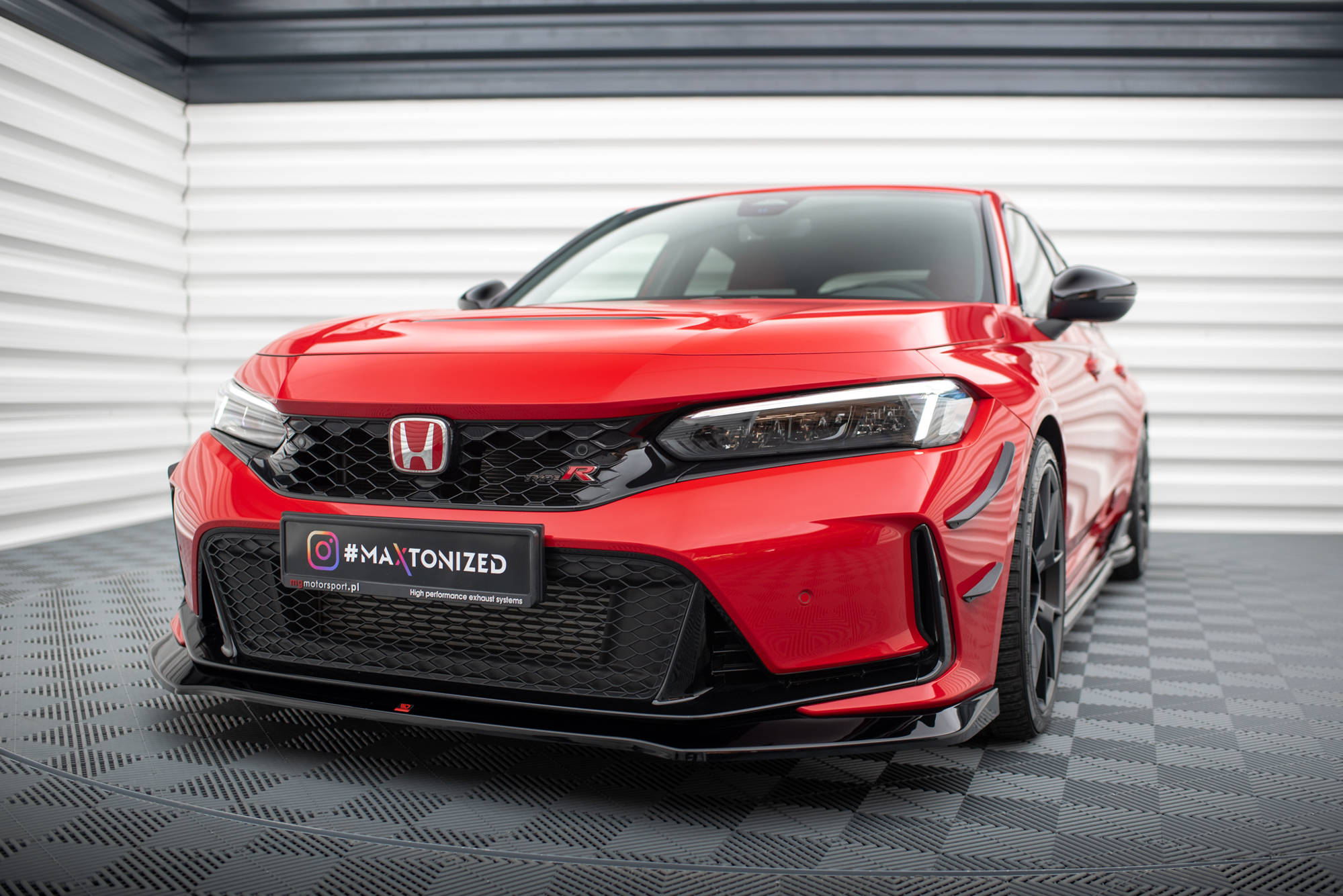 Maxton Design Street+ Spoilerlippe Front Ansatz V.1 passend für Honda Civic Type-R Mk 11 schwarz Hochglanz
