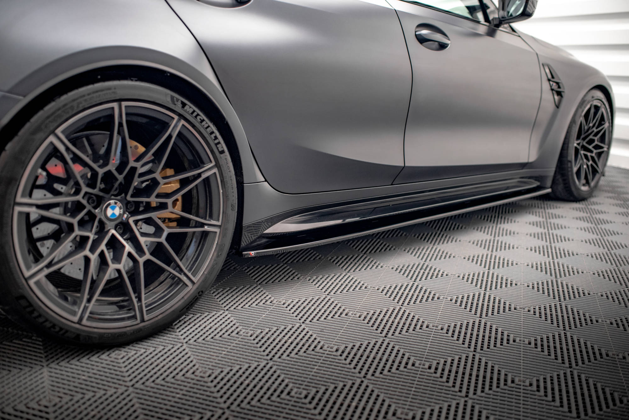 Maxton Design Street+ Seitenschweller Leisten passend für V.1 passend für BMW M3 Limousine / Touring G80 / G81 schwarz Hochglanz