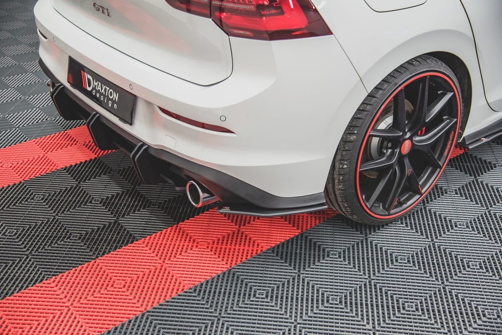 Maxton Design Street Pro Heck Ansatz Flaps Diffusor V.1 passend für VW Golf GTI / GTE / R-Line Mk8