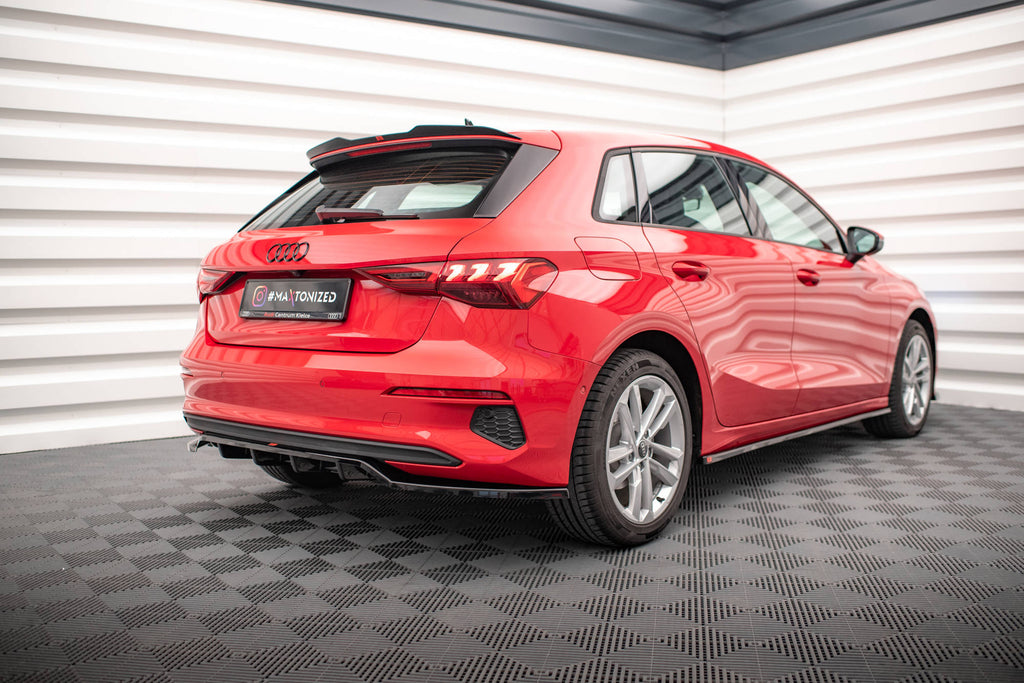 Maxton Design Street+ Mittlerer Diffusor RACE passend für Audi A3 Sportback 8Y schwarz Hochglanz
