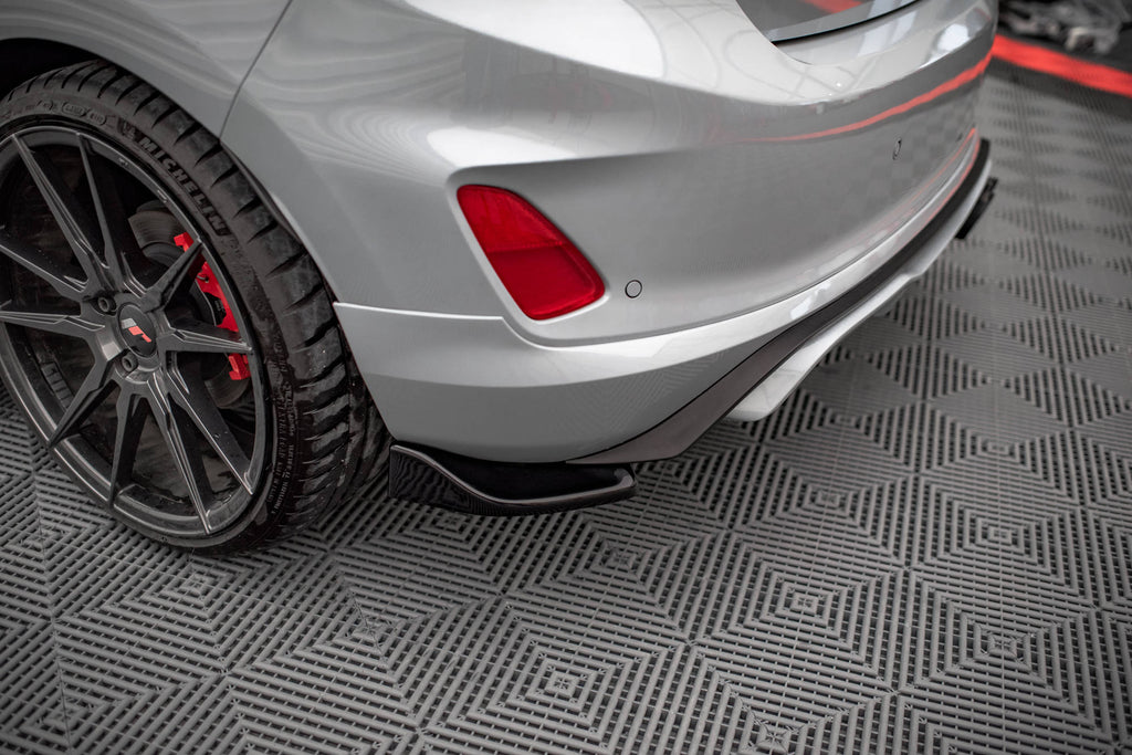 Maxton Design Heck Ansatz Flaps Diffusor V.1 passend für Ford Fiesta ST Mk8 schwarz Hochglanz