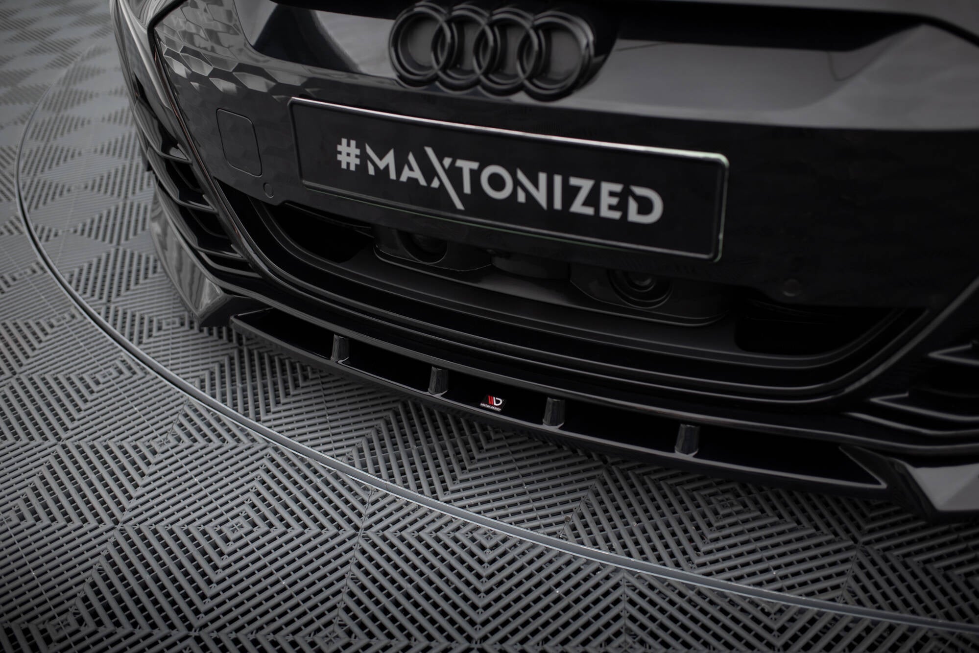 Maxton Design Street+ Spoilerlippe Front Ansatz V.1 passend für Audi e-Tron GT / RS GT Mk1 schwarz Hochglanz