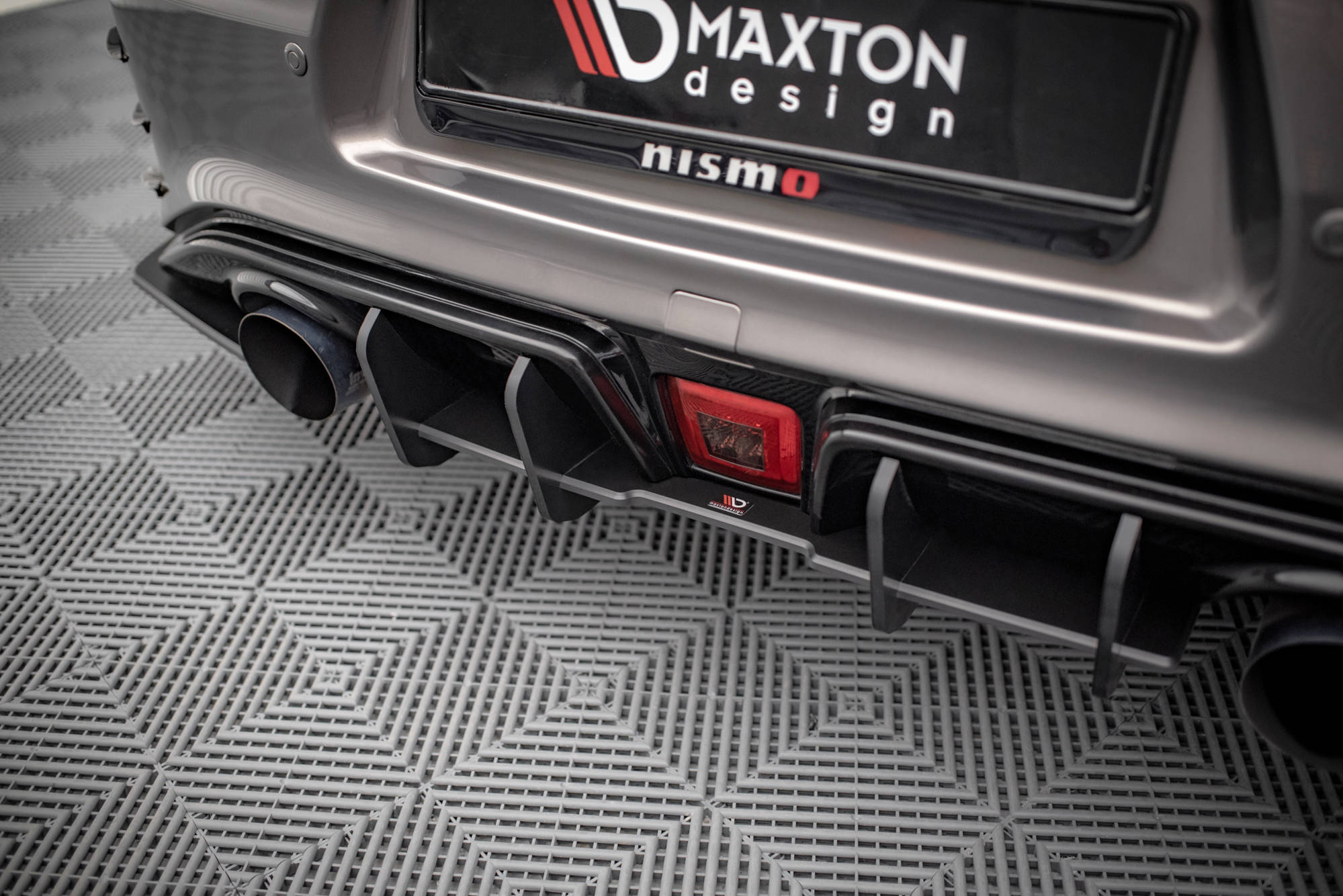 Maxton Design Street Pro Heckschürze passend für Nissan 370Z Nismo Facelift