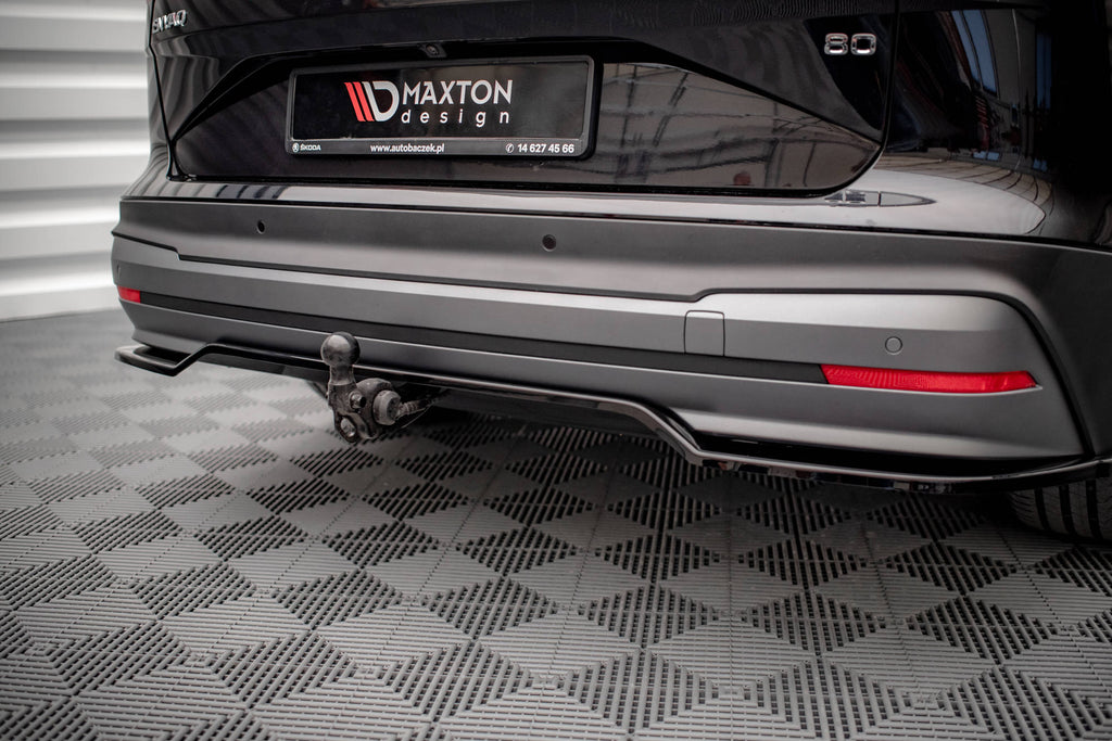 Maxton Design Street+ Mittlerer Diffusor RACE passend für Skoda Enyaq iV schwarz Hochglanz