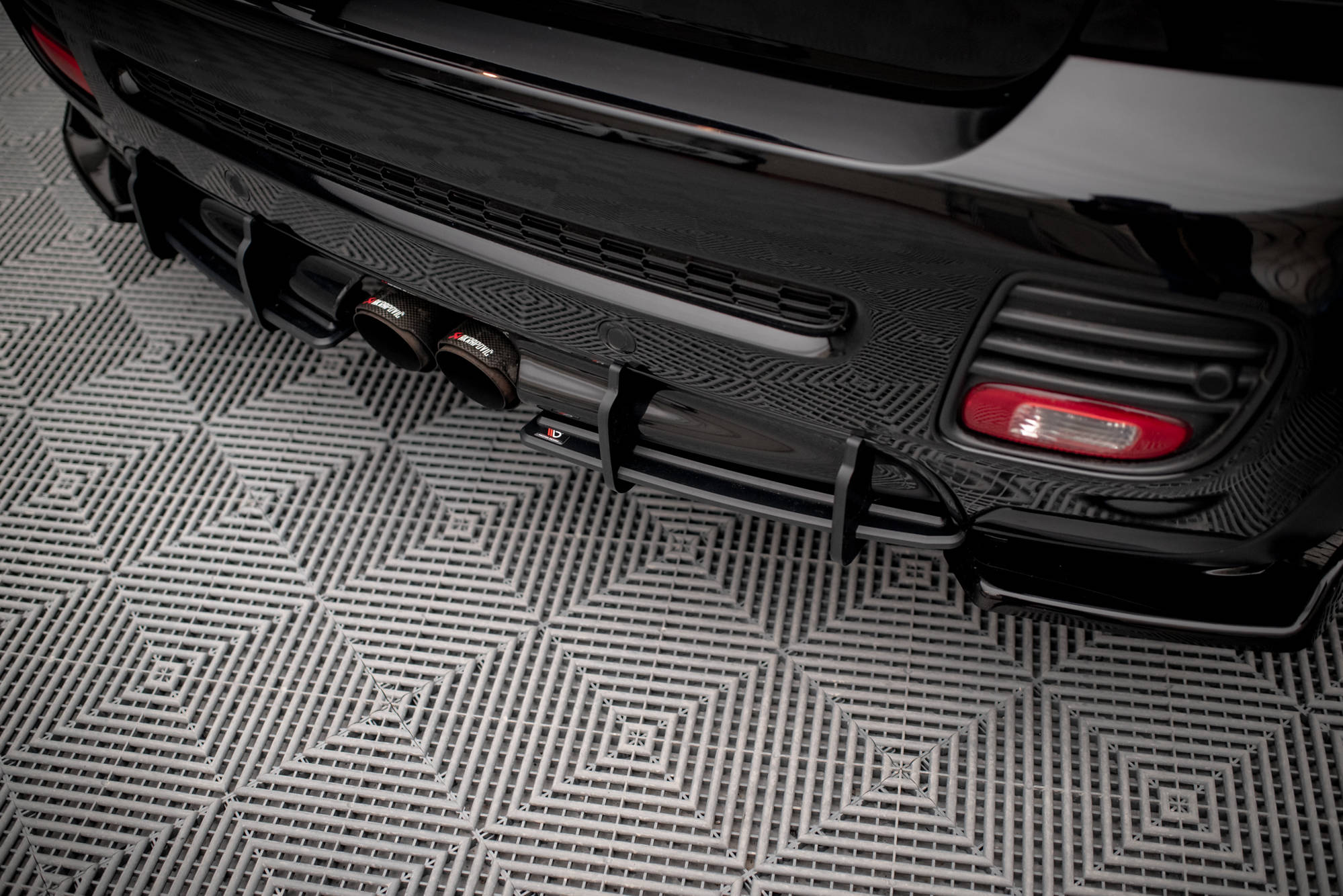 Maxton Design Street Pro Heckschürze passend für Mini Cooper John Cooper Works R56