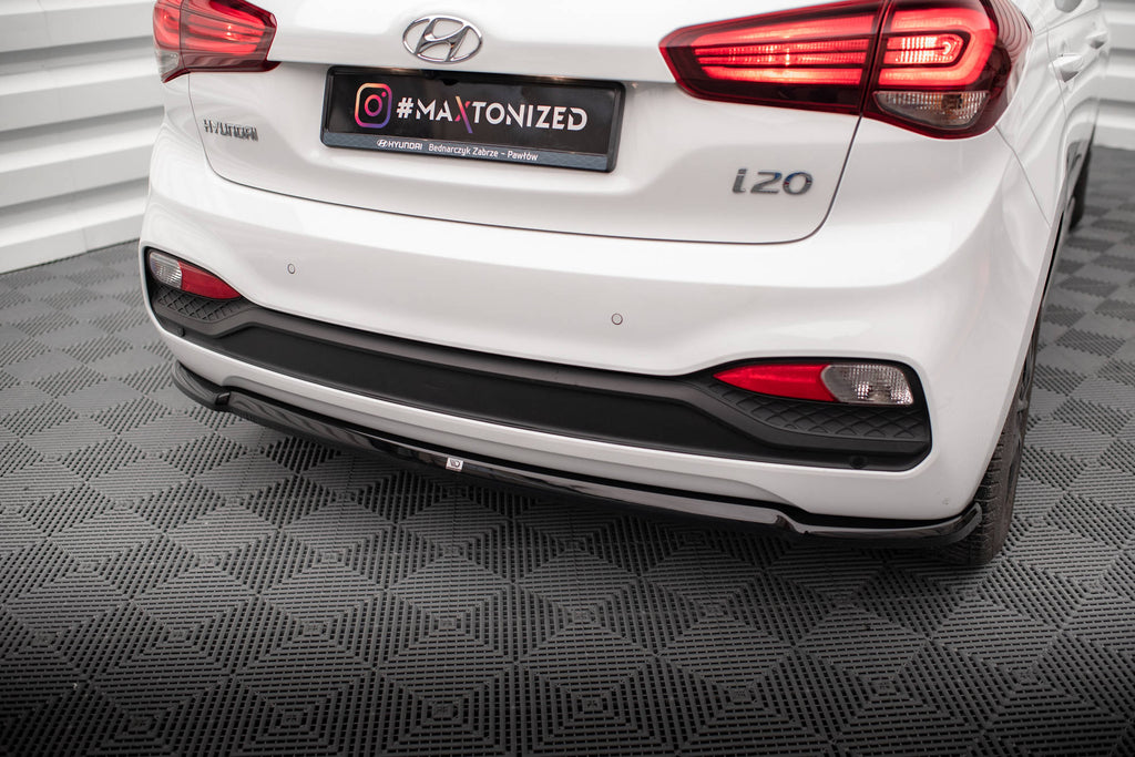 Maxton Design Heckansatz Hyundai I20 Mk2 Facelift schwarz Hochglanz für Hyundai I20 Mk2 Facelift