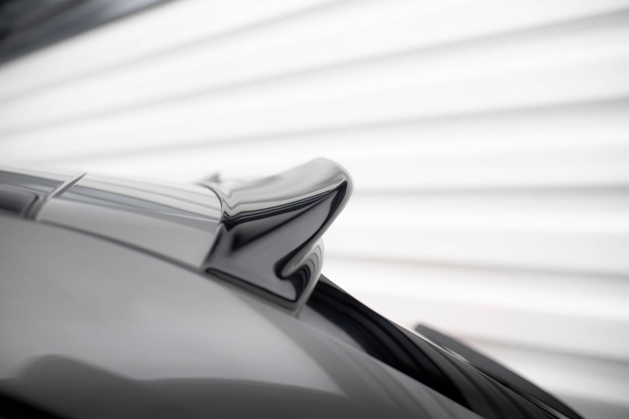 Maxton Design Spoiler CAP 3D passend für V.1 BMW 5er Touring G31 schwarz Hochglanz