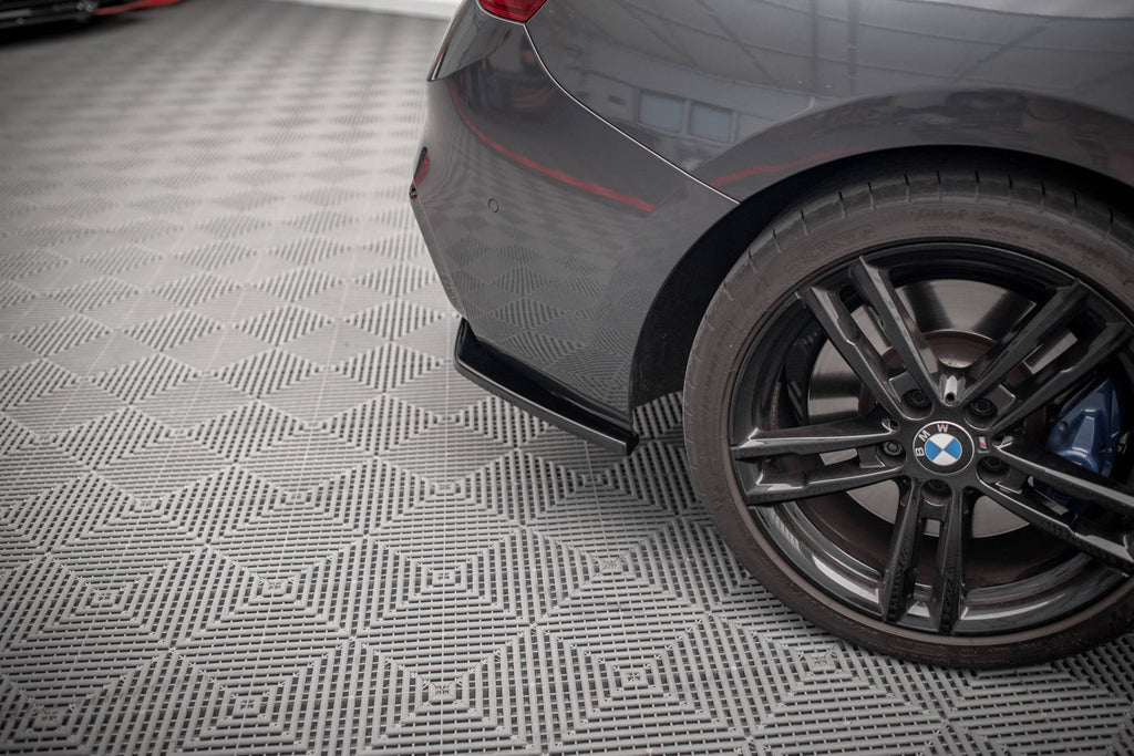 Maxton Design Heck Ansatz Flaps Diffusor passend für BMW 1er F20 Facelift M-power schwarz Hochglanz
