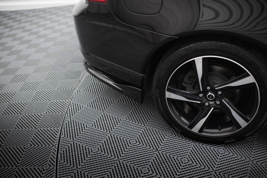 Maxton Design Heckansatz Volvo S80 Mk2 schwarz Hochglanz für Volvo S80 Mk2