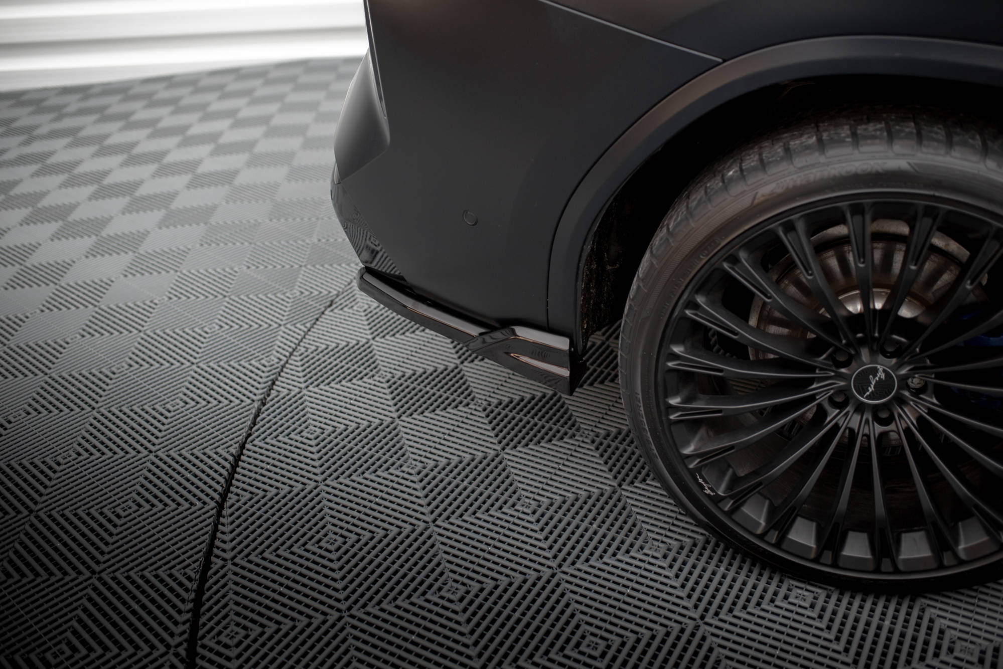 Maxton Design Heck Ansatz Flaps Diffusor passend für BMW X3 M-Paket G01 Facelift schwarz Hochglanz