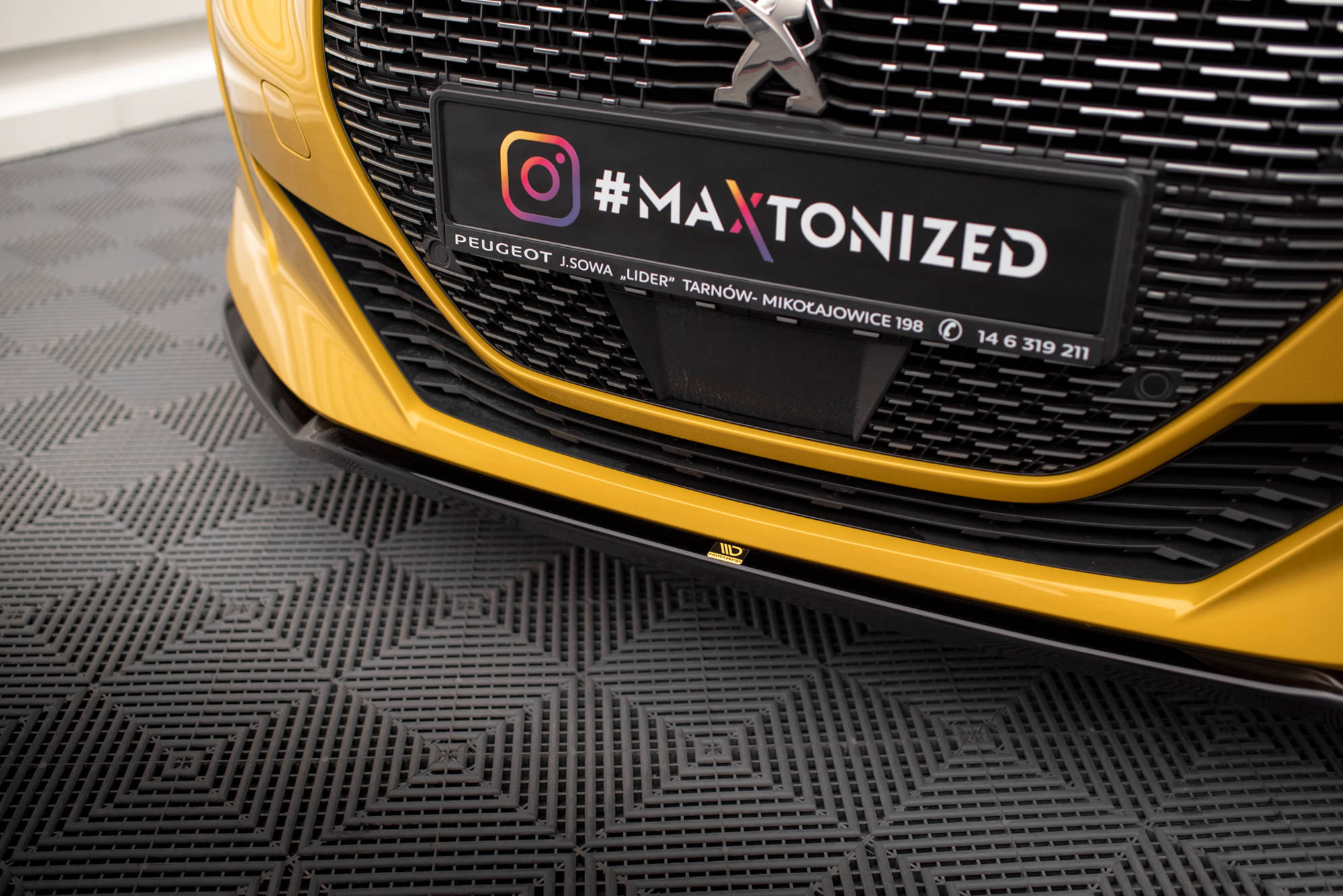 Maxton Design Street+ Spoilerlippe Front Ansatz V.2 passend für Peugeot 208 GT Mk2 schwarz Hochglanz
