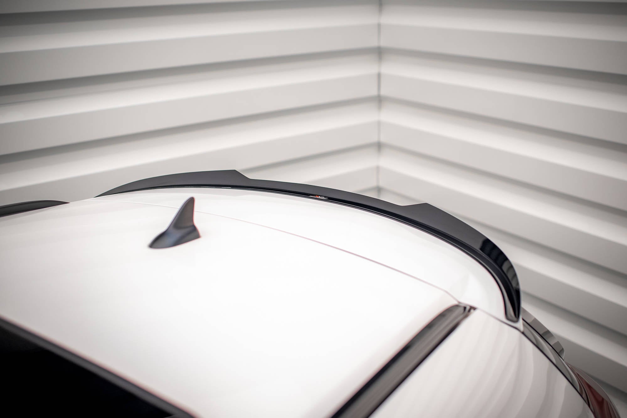 Maxton Design Spoiler CAP passend für Opel Insignia OPC Sports Tourer Mk1 schwarz Hochglanz
