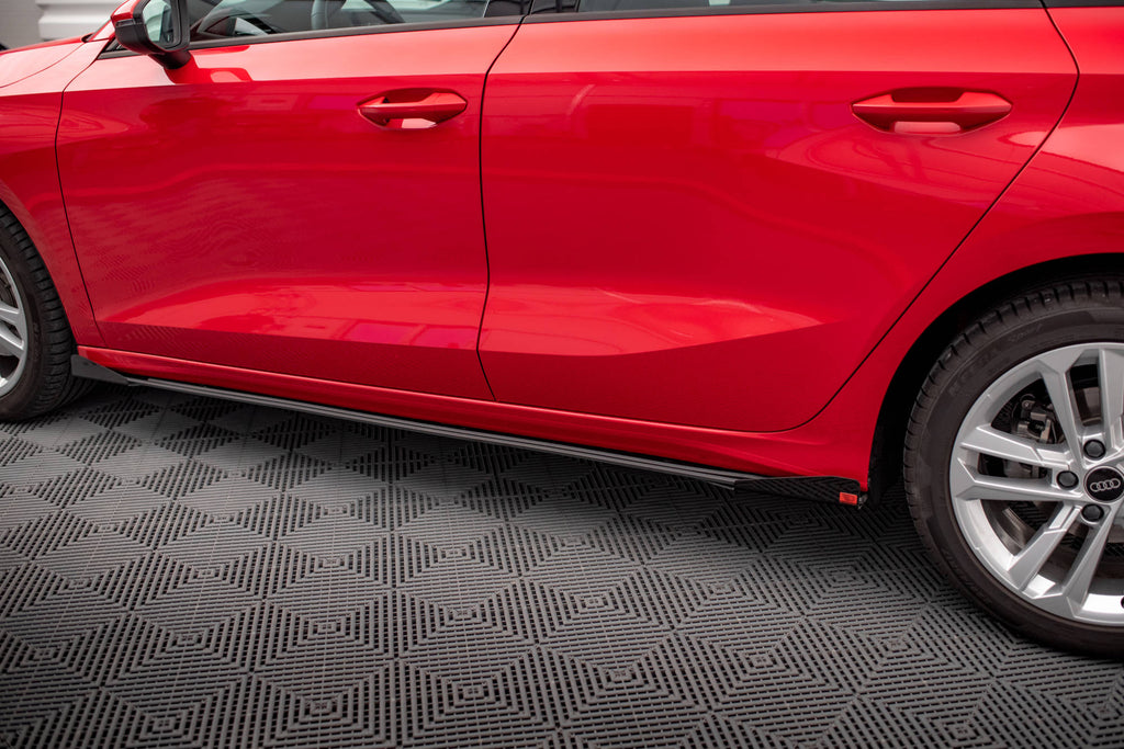 Maxton Design Street Pro Street+ Seitenschweller Leisten + Flaps passend für Audi A3 8Y schwarz Hochglanz