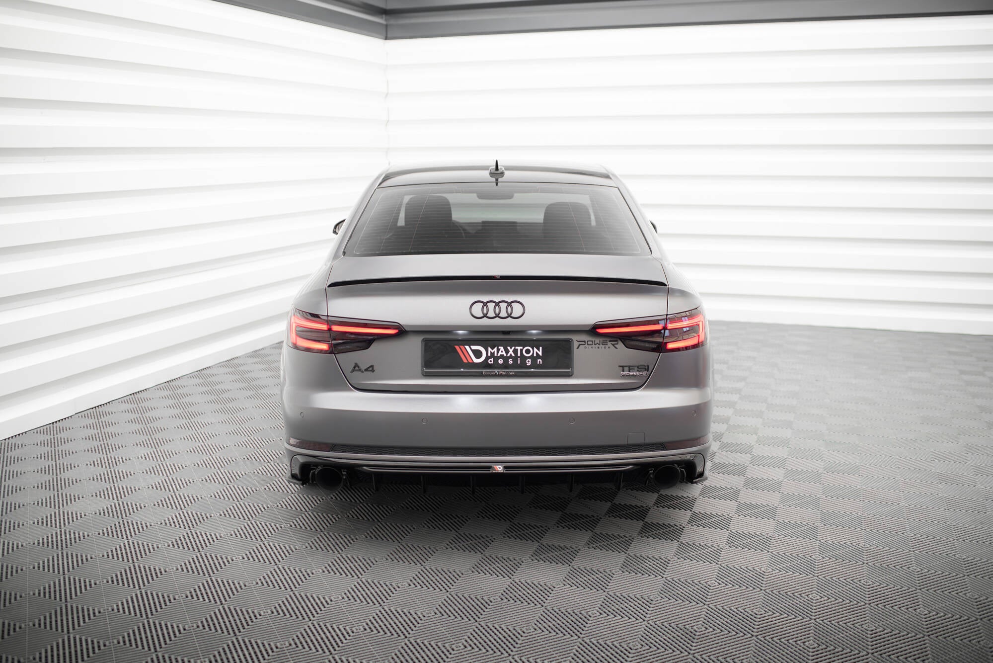 Maxton Design Heck Ansatz Flaps Diffusor V.3 passend für Audi A4 S-line B9 schwarz Hochglanz