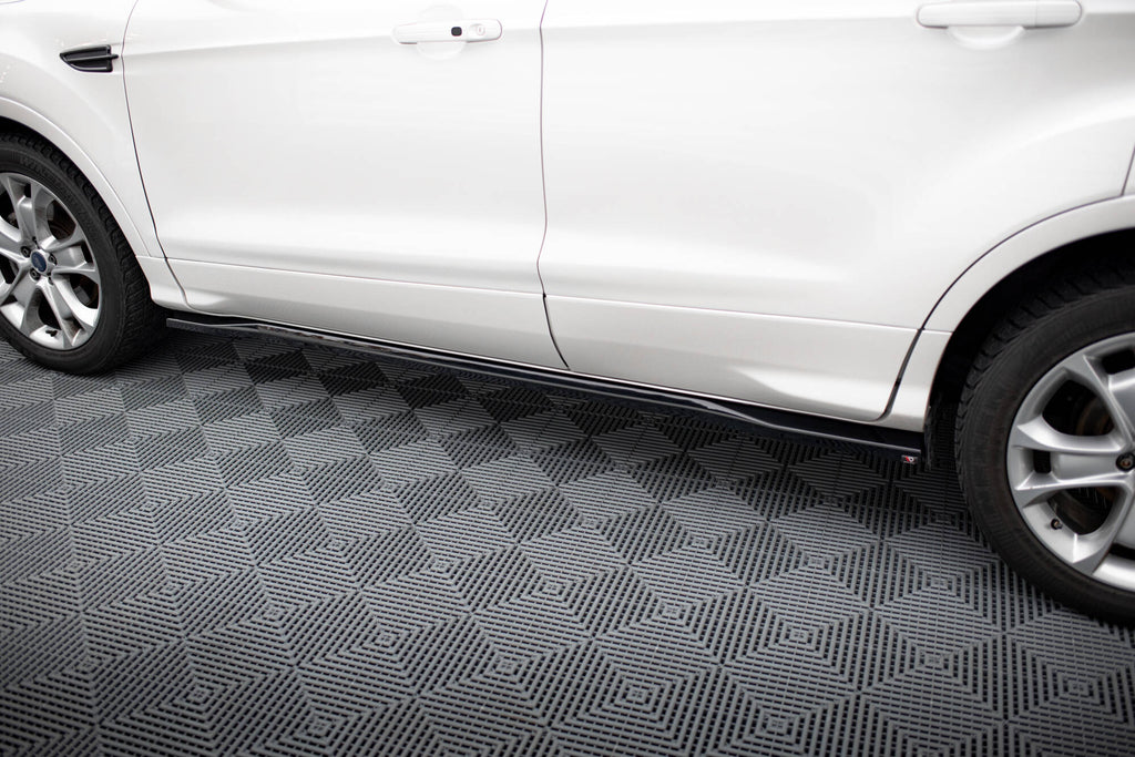 Maxton Design Street+ Seitenschweller Leisten passend für Ford Kuga ST-Line Mk2 Facelift schwarz Hochglanz