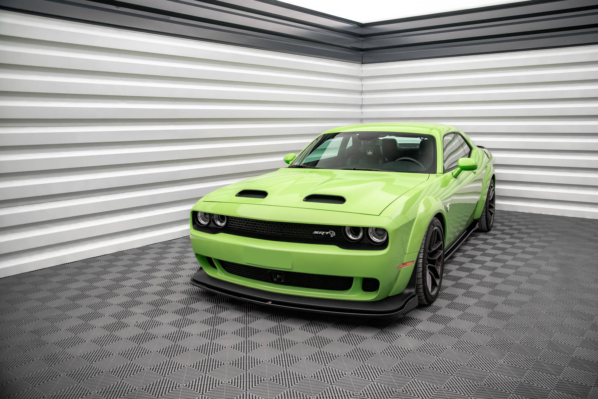 Maxton Design Street+ Spoilerlippe Front Ansatz passend für Dodge Challenger SRT Hellcat Widebody Mk3 schwarz Hochglanz