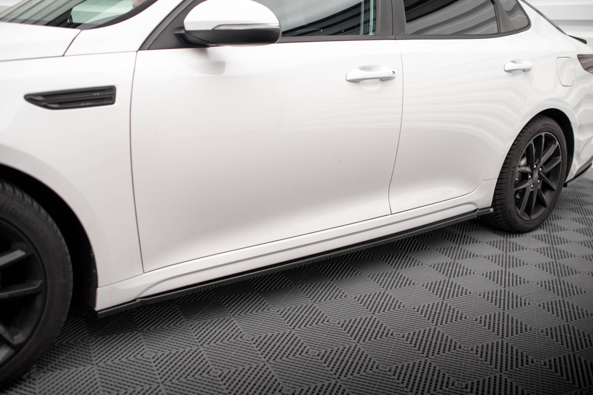 Maxton Design Street+ Seitenschweller Leisten passend für Kia Optima Mk4 Facelift schwarz Hochglanz