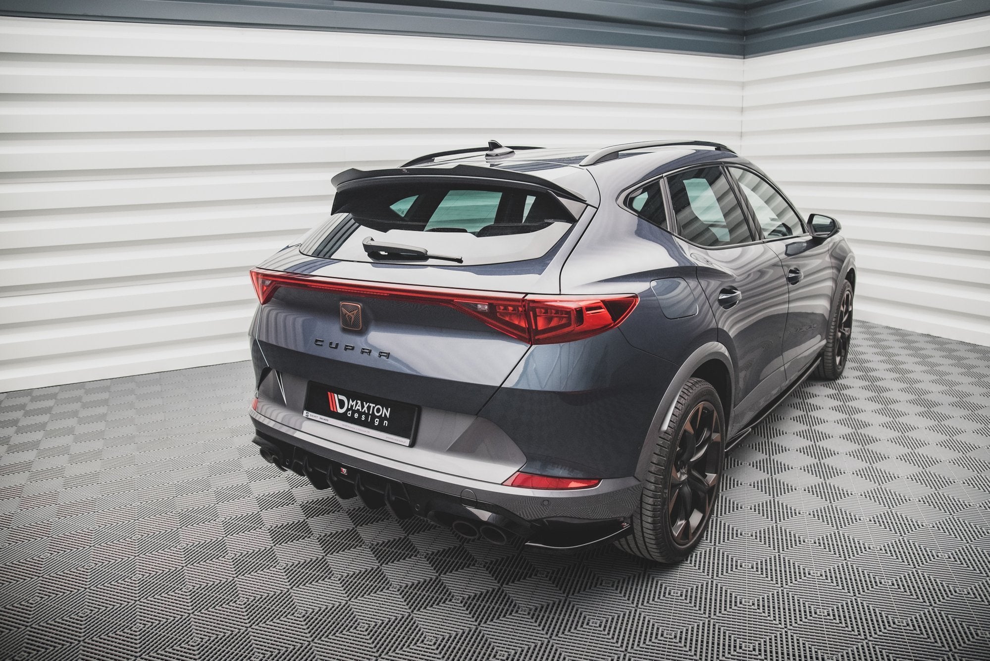 Maxton Design Diffusor Heck Ansatz V.1 passend für Cupra Formentor Mk1 / Mk1 Facelift schwarz Hochglanz