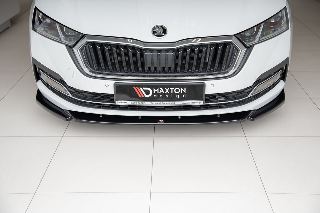 Maxton Design Street+ Spoilerlippe Front Ansatz V.1 passend für Skoda Octavia Mk4 schwarz Hochglanz